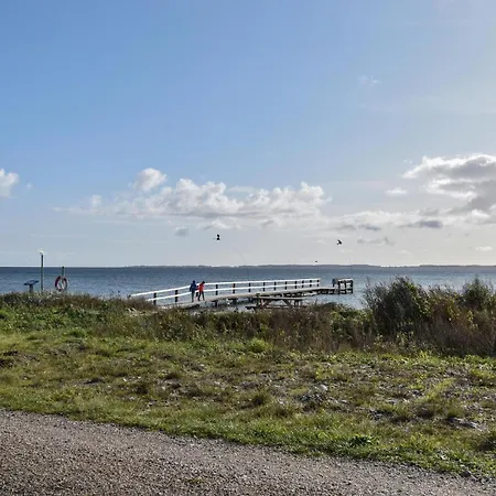 Dom wakacyjny Four-bedroom In Hesselager