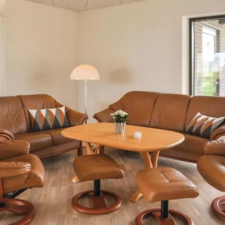 Cozy Home In Hesselager *