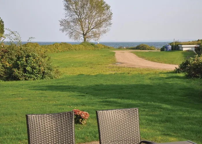 Four-bedroom In Vakantiehuis *